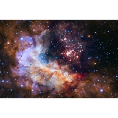 A new experiment designed by MIT physicists may help to pin down the rate at which huge, massive stars produce oxygen in the universe.
Image: NASA/ESA/Hubble