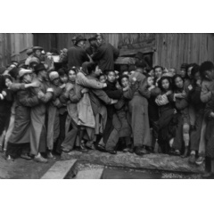 Gold Rush. At the end of the day, scrambles in front of a bank to buy gold. The last days of Kuomintang, Shanghai, 23 December 1948. © Fondation Henri Cartier-Bresson / Magnum Photos