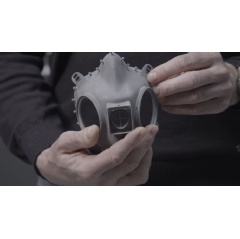 KODAs Technical Development division and other departments are now using their 3D printers to produce components for FFP3-certified respirators and face shields instead of small vehicle parts and prototypes.