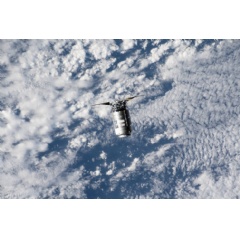 Northrop Grummans Cygnus cargo craft approaches the International Space Station delivering about 7,500 pounds of research and supplies to the Expedition 62 crew. 
Credits: NASA