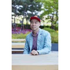[Photo: Director Kim Jin-min]