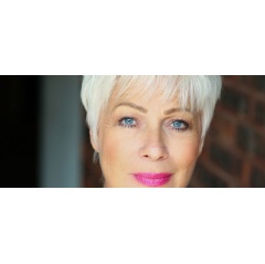 Denise Welch image by Claire Grogan Photograph