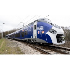 The first pre-production Coradia Polyvalent France-Germany  Alstom / Frdrique Clment