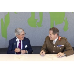 Bloomberg Chairman Peter T. Grauer was joined for the signing of the Armed Forces Covenant by Major General Tom Copinger-Symes CBE, Dir of Military Digitisation, UK Strategic Command, at a live event held in Bloomberg’s European headquarters in Londo