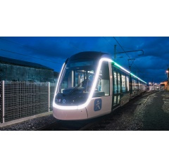 Alstoms lumire tram is now in service on the Line T10 (Alstom / TOMA  Thibaut Priou)