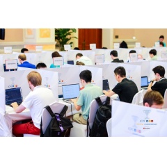 Contestants kick off coding in the Challenge Championship