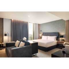Hilton Woking