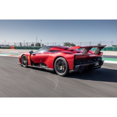 FERRARI F80 - MICHELIN PILOT SPORT CUP 2 R K1
Copyright :
 MICHELIN 2025