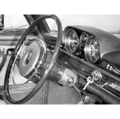 Mercedes-Benz safety steering system in a 250 SE (W 108) luxury-class saloon, 1967.