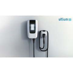 Through GMs Dealer Community Charging Program, the company will give each of its dealers up to 10 Ultium Chargers that can be deployed at key locations in their respective communities. (See complete caption below)