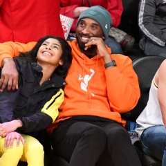 Kobe and Gigi Bryant attend a WNBA game in 2019.