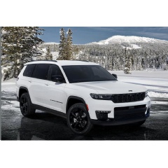 2022 Jeep Grand Cherokee L
The new 2022 Jeep® Grand Cherokee L Limited Black Package adds 20-inch Gloss Black aluminum wheels, Gloss Black accents and badging, roof rails and a unique seven-slot grille to the already well-equipped Limited model.