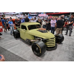 The new SEMA Battle of Builders TV special will premiere on January 28, 2023, at 9:00 am (EST) on the History Channel’s Drive Block and A+E Network’s FYI. (see complete caption below)