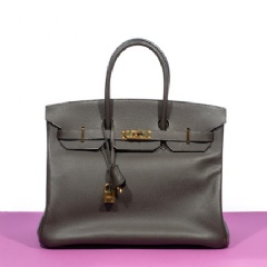 HERMES. Birkin 35, veau evergrain ébène
Made in France - 2010
Luisa’s Wardrobe The Alfieri-Federici Collection of Handbags and Fashion. Part I
5 April 2023, 14:00 CEST
Paris, Avenue Hoche
Sold for €11,475 inc. premium