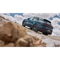 Cayenne E-Hybrid Coup, 2023, Porsche AG

(see complete caption below)