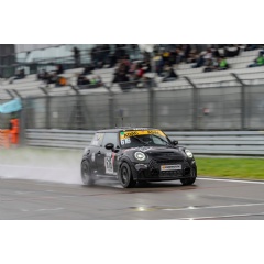 MINI John Cooper Works Edition @ RCN 8.
The displayed vehicle is not a series production car and not for sale.