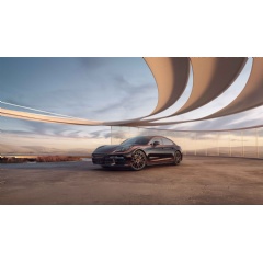 Panamera Turbo Sonderwunsch, 2023, Porsche AG
Panamera Turbo E-Hybrid: Fuel consumption* combined (WLTP) 1.7 – 1.2 l/100 km, CO₂ emissions* combined (WLTP) 38 – 26 g/km, Electric power consumption* (see complete camtion bellow)