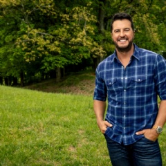 Luke Bryan. Photo Credit: Jim Wright