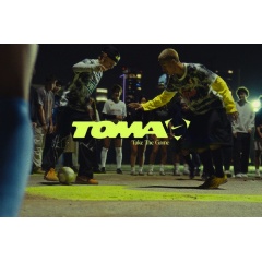 Toma El Juego. The first chapter of Toma El Juego draws inspiration from Nike’s 2002 Secret Tournament campaign and follows recent Nike x Travis Scott street soccer experiences, Mad Maximus and Secreto Maximus.