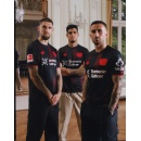 New Balance Unveils First-Ever Bayer 04 Leverkusen Home Kit for 2025/26 Season